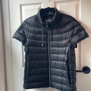 Martha Stewart Black short sleeve puffer size Medium